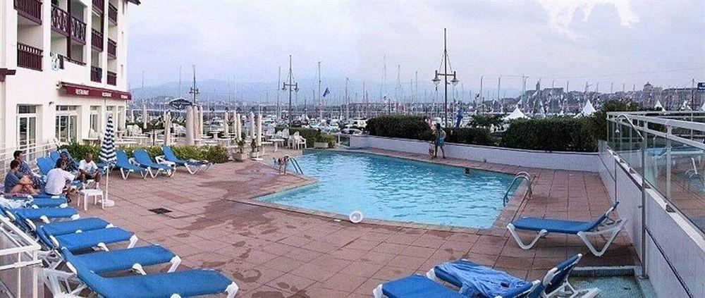 Residence Mer & Golf Sokoburu Андай Екстер'єр фото